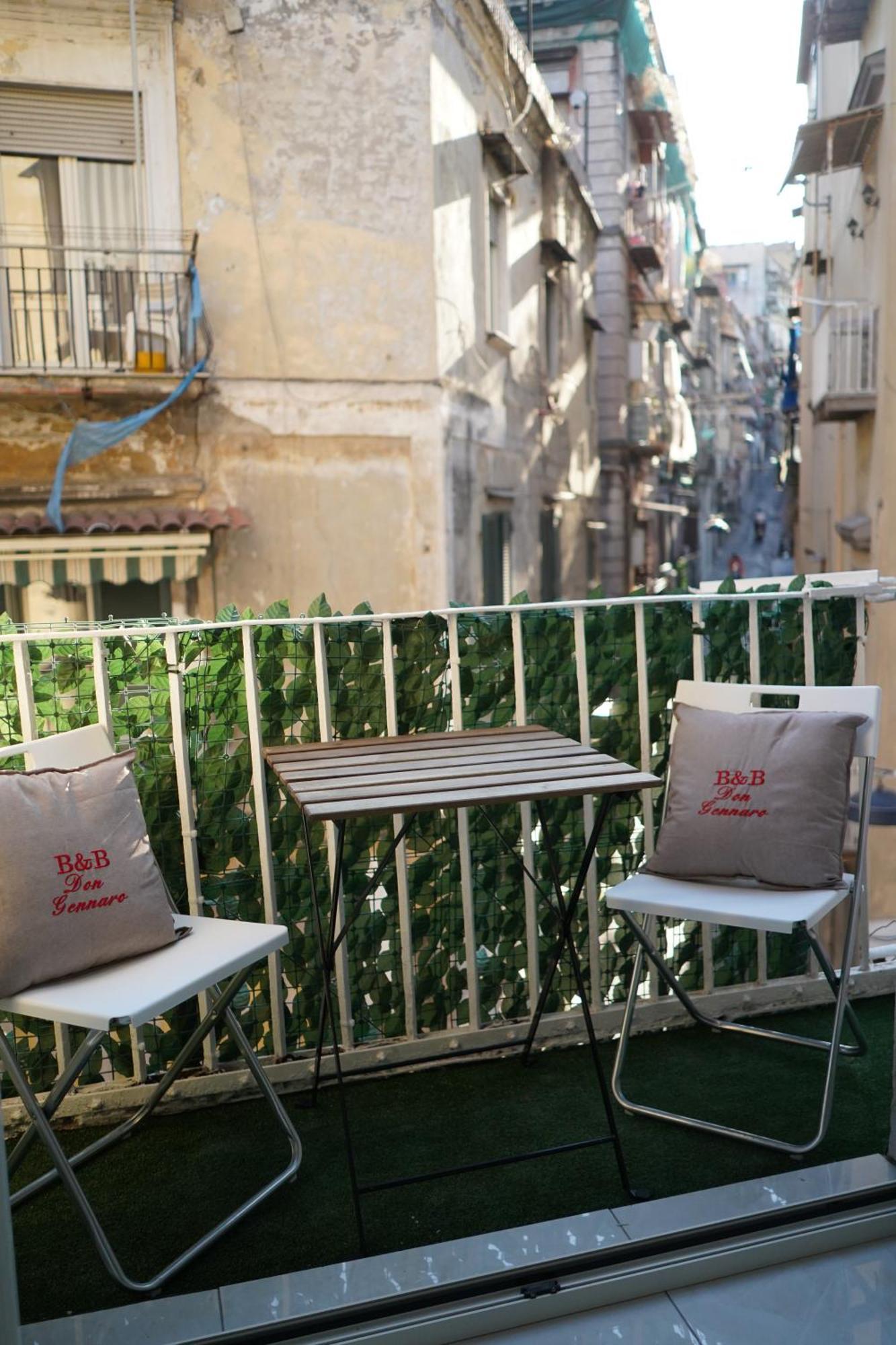 Bed and Breakfast Beb Don Gennaro Nápoles Exterior foto